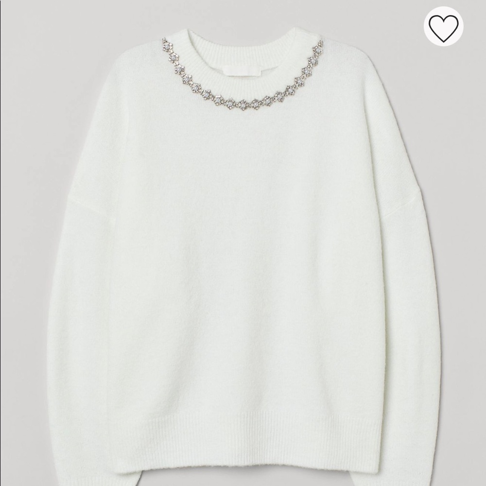 🤩 Studded sweater